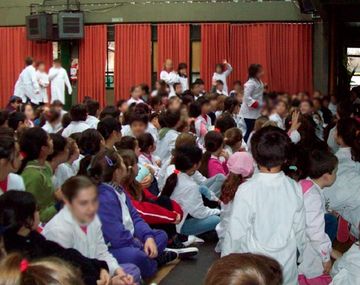 Denuncian intoxicación con lavandina