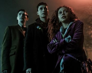 Los detectives difuntos, la nueva serie adolescente de misterio.