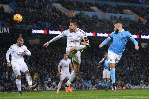 El City derrotó al Swansea en un apasionante final