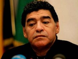 Polémica foto de Maradona cazando animales Polémica foto de Maradona cazando animales