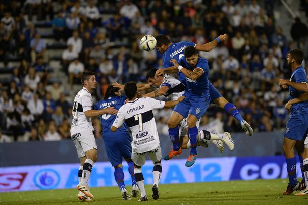 Vélez le ganó a Gimnasia y se metió entre los mejores ocho de la Copa Argentina