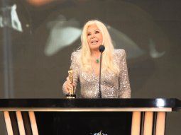 el papelon de susana gimenez en los martin fierro: le cambio el nombre a luck ra el papelon de susana gimenez en los martin fierro: le cambio el nombre a luck ra