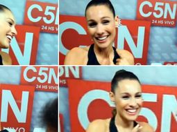 Las marcas en el cuello de Pampita. Las marcas en el cuello de Pampita.