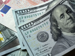 El dólar subió en el mercado internacional y en el uruguayo. El dólar subió en el mercado internacional y en el uruguayo.