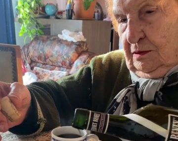 La abuela que desayuna café con fernet
