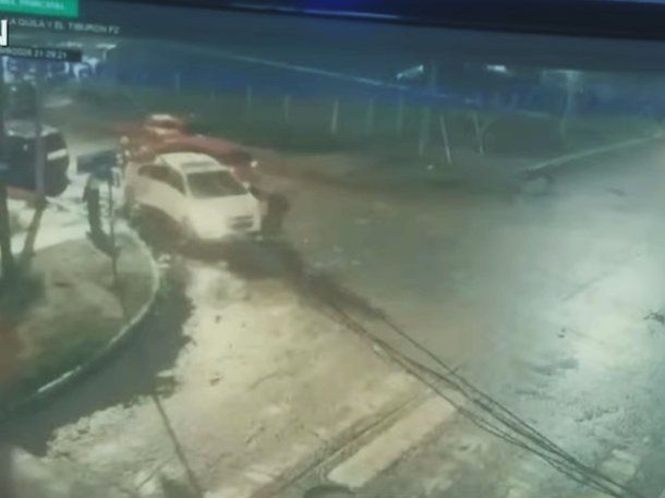 Así subían las chicas de Ciudad Evita a la camioneta en la que se las llevaron
