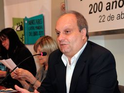 toma en el san martin: quieren robarse lo que es de todos toma en el san martin: quieren robarse lo que es de todos