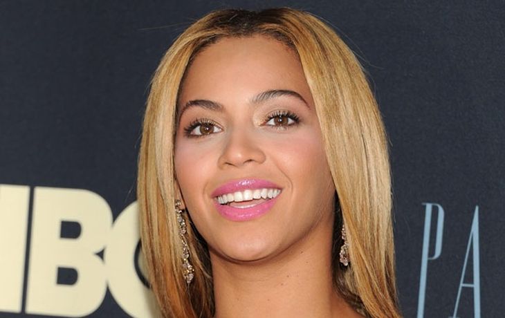 Beyoncé, completamente al descubierto