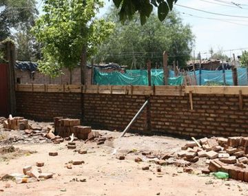 Habitantes de la villa de Las Heras niegan ser usurpadores