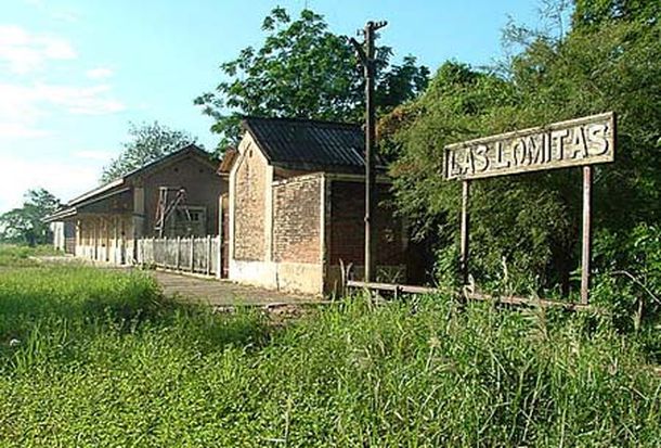 Ayudado por sus dos amantes, habría matado a su esposa y su hija