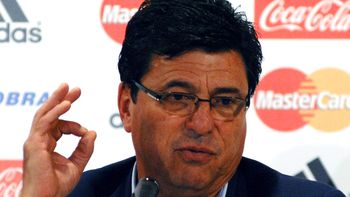 la ex dirigencia de river gasto mas de 700 mil pesos con la tarjeta del club la ex dirigencia de river gasto mas de 700 mil pesos con la tarjeta del club