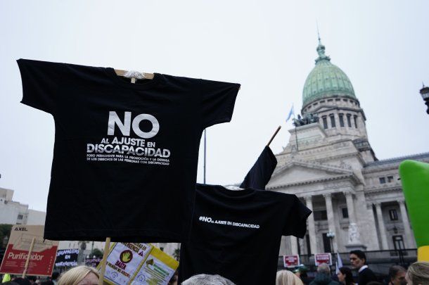 Sesión especial en el Senado con masiva convocatoria a para exigir la sanción de la Emergencia en Discapacidad