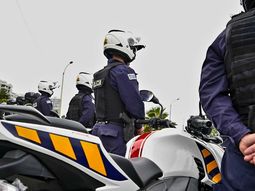 La seguridad pública es el principal tema de preocupación para los uruguayos. La seguridad pública es el principal tema de preocupación para los uruguayos.