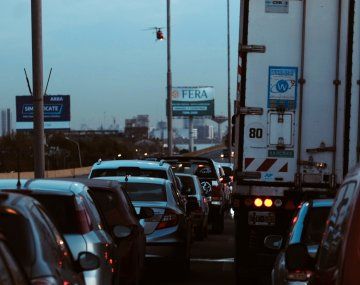 Un internado en grave estado por culpa del corte en la autopista Buenos Aires-La Plata