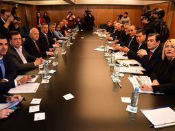 Las provincias apelaron a la Corte por el decreto de Macri para bajar impuestos