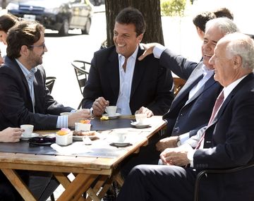 El Gobierno de hacer el ajuste de golpe