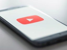 Youtube sale a competir con Netflix y ofrece películas y series gratis: cómo encontrarlas