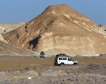 Los restos de los ocho turistas asesinados en Egipto llegaron a México