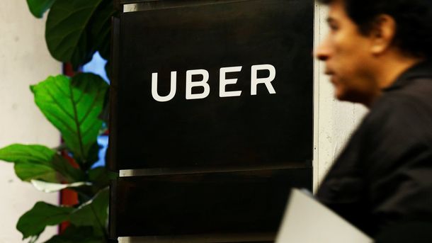 En Europa dicen que Uber debe tener licencia como los taxistas
