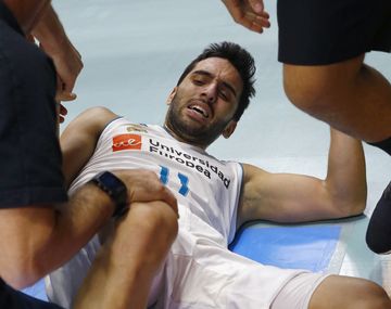 El argentino sufre de dolor en el piso