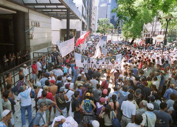 Movimientos sociales reclamaron presupuesto en Trabajo