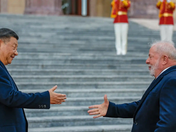 Los presidente de Brasil, Lula da Silva, y de China, Xi Jinping, durante su encuentro en abril. Los presidente de Brasil, Lula da Silva, y de China, Xi Jinping, durante su encuentro en abril.