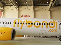 El primer avión de FlyBondi está en el hangar a la espera de ser reparado