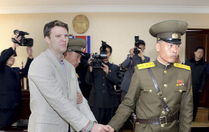 Warmbier regresó a Estados Unidos este martes
