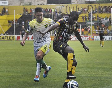 Olimpo y Defensa y Justicia igualaron sin goles
