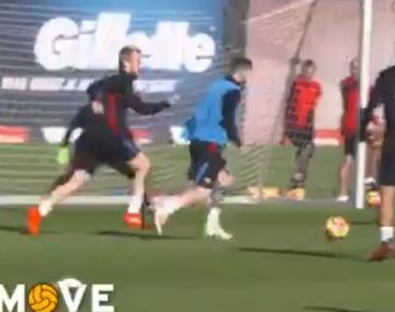 Buen augurio: Messi dejó en ridículo a un rival en el Mundial