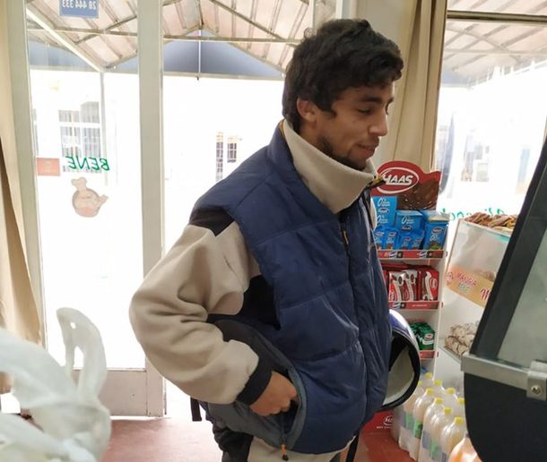 Fray Bentos: un joven encontró una bolsa con dinero y la devolvió