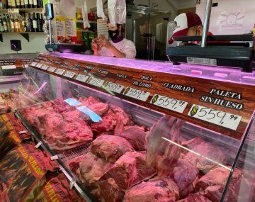 Carnicería bajó los precios y vendió 2 mil kilos de cortes vacunos en pocas horas