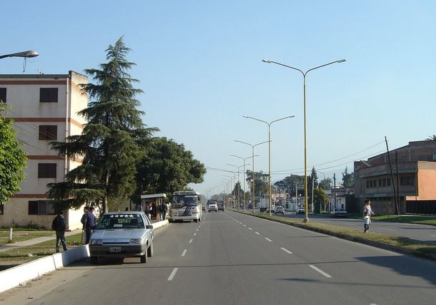 Un hombre alcoholizado golpeó a su mujer y violó a su hijastra en Tucumán