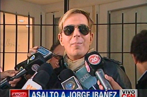 Asaltaron el local del diseñador Jorge Ibáñez en Recoleta