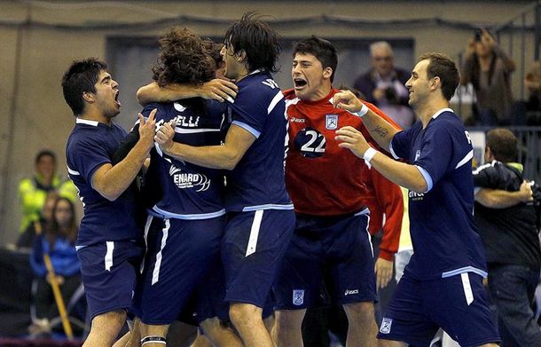 Los Gladiadores y un gran triunfo en el debut del Mundial