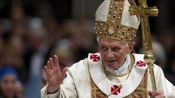 por que el papa puede renunciar al trono de san pedro por que el papa puede renunciar al trono de san pedro