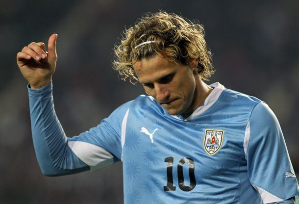 Diego Forlán se retira de la selección uruguaya: Es hora de parar