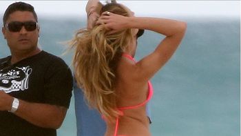 ella mostro su retaguardia de angelita ella mostro su retaguardia de angelita