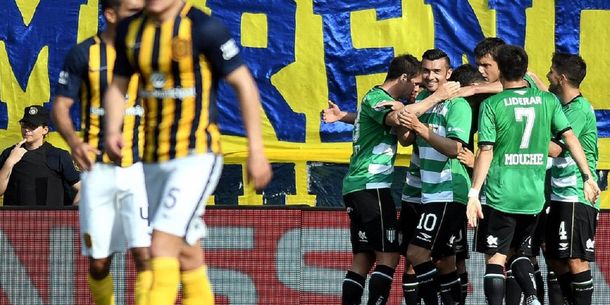 Banfield goleó a Rosario Central - Crédito: @TNTSportsLA