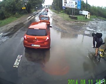 ¿Por qué no deberías andar en bicicleta cuando llovió mucho?