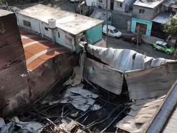 Video: un feroz incendio destruyó por completo una fábrica en San Fernando