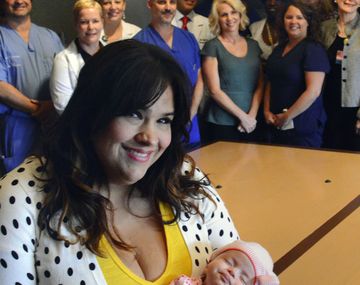 Dio a luz y estuvo sin pulso: sobrevivió