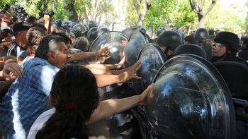 la oposicion pidio la renuncia del ministro montenegro la oposicion pidio la renuncia del ministro montenegro