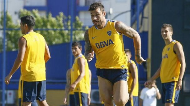 Daniel Osvaldo hizo kinesiología y no hizo fútbol con sus compañeros