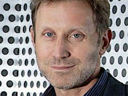 dueno de la suizo argentina entrego a la justicia un celular reseteado de fabrica dueno de la suizo argentina entrego a la justicia un celular reseteado de fabrica