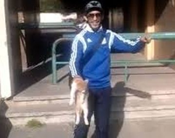 Arrojó un gato contra la pared y subió el video a internet: fue detenido 24 horas después