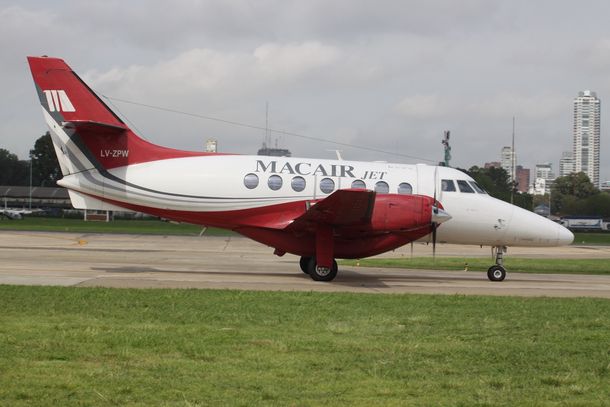 Con estos pequeños aviones