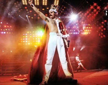 Subastan más de 1.500 objetos de Freddie Mercury