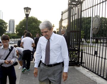 Nombraron a Aníbal F. en un cargo ad honorem de Presidencia