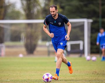 Diego Godín sin vueltas: Me quede en Vélez por agradecimiento